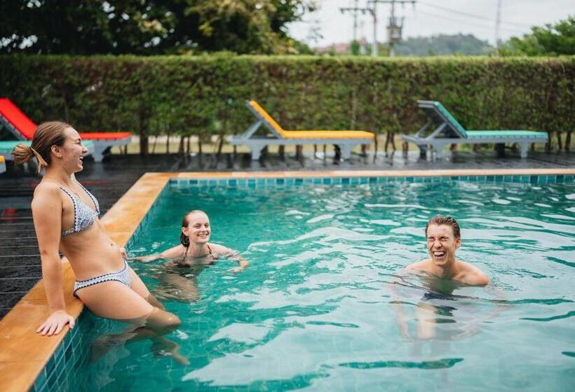 Chill Inn Samui Hostel And Restaurant