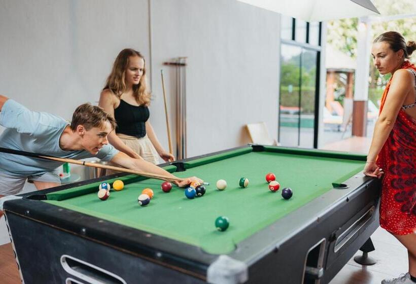 Chill Inn Samui Hostel And Restaurant