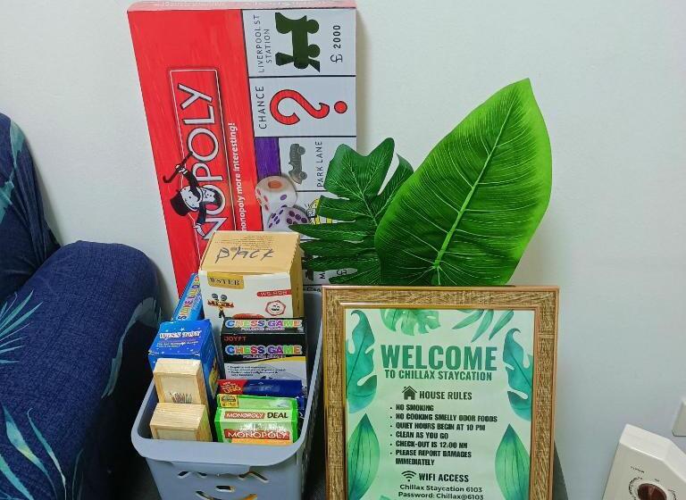 Chillax Condotel Shore Residences