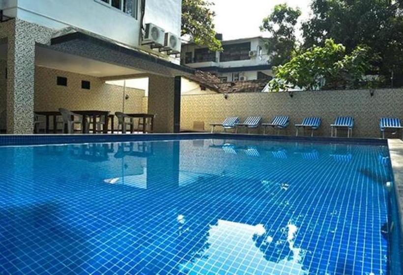 Fabhotel Don Hill Beach Resort