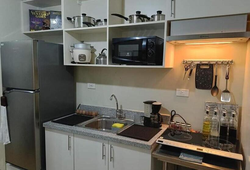 Holland Park Condominium Southwoods Biñan Laguna