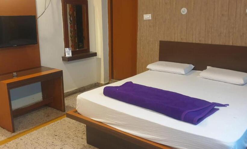 فندق Adh Hira Palace