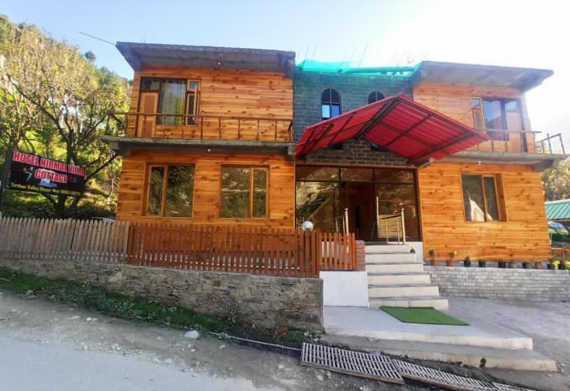 ホテル Adventurous Trips Hp