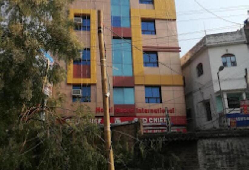 فندق Anand International Bihar