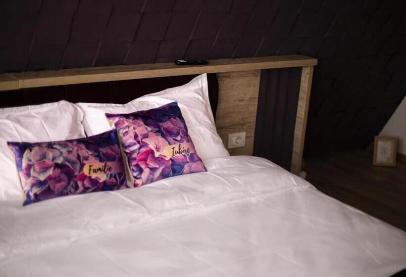 호텔 Anasta Guesthouse