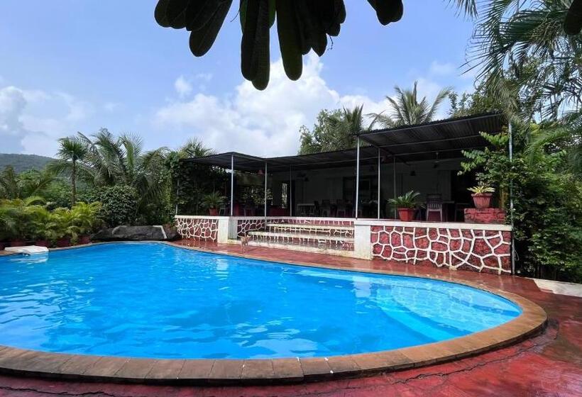 בית מלון כפרי Aranya Phansad Resort