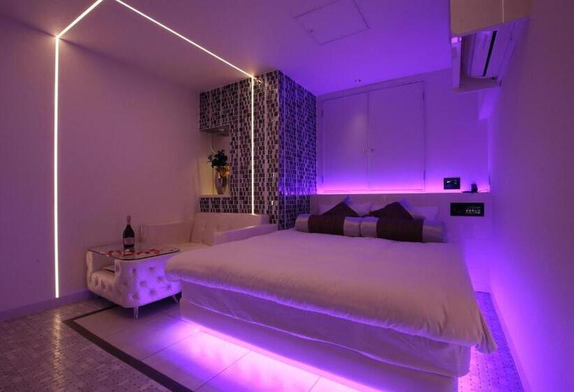 فندق Blanche 大人専用