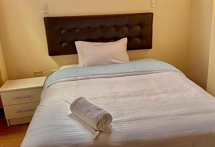 هتل Casa De La Abuela Celica