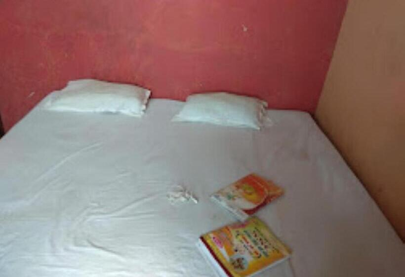 בית מלון כפרי Chawla Guest House, Patna