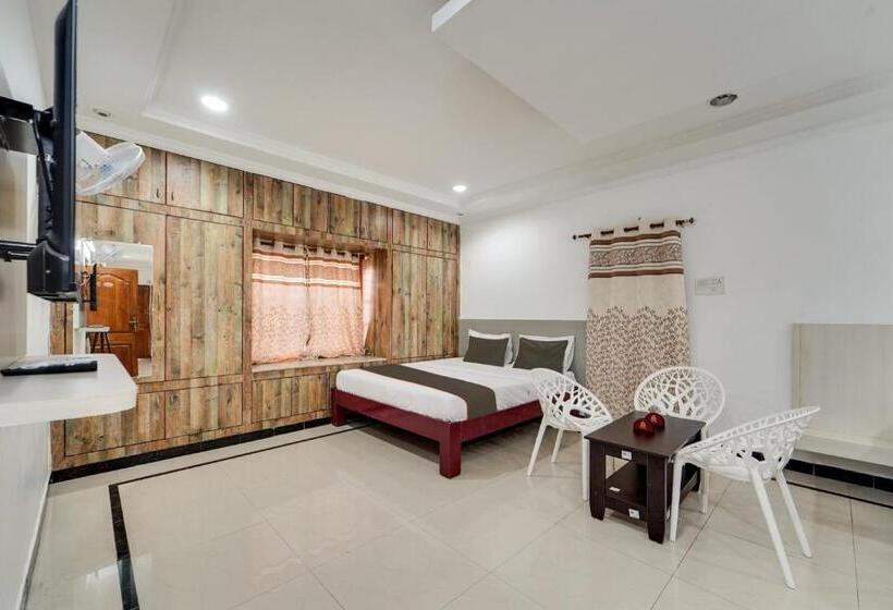 Отель Collection O Mahika Homestay