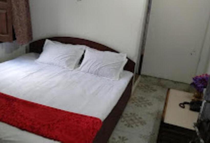 בית מלון כפרי Dharam Mukti Utsav Bhawan, Raxaul