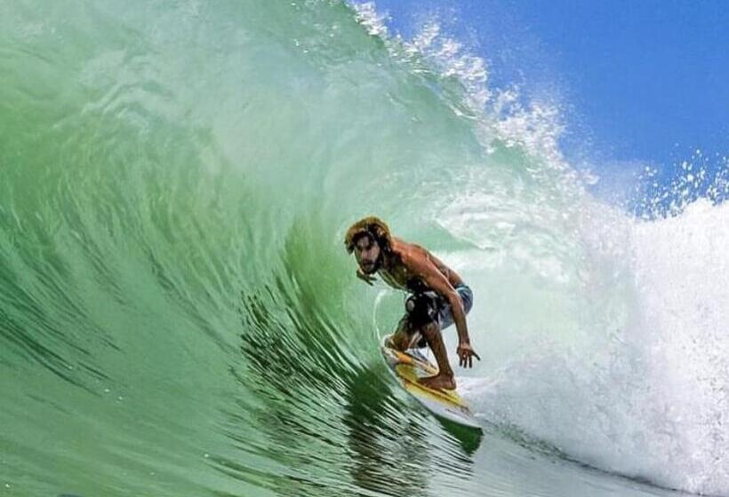 هتل Eco Pousada Mentawai