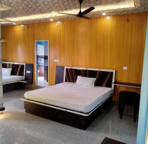 فندق Eden Garden Residential & Banquet Hall