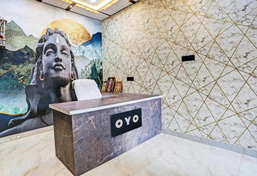 ホテル Flagship Saarth Inn