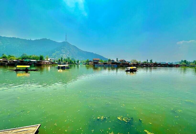 酒店 Floating Luxury Group Of Houseboats