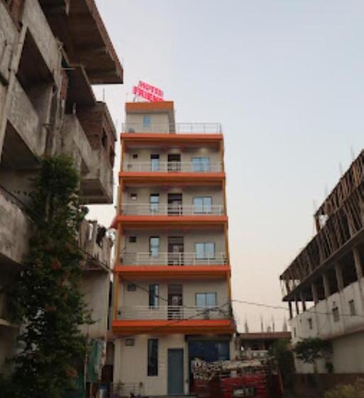 בית מלון כפרי Friends Inn ,jakariyapur
