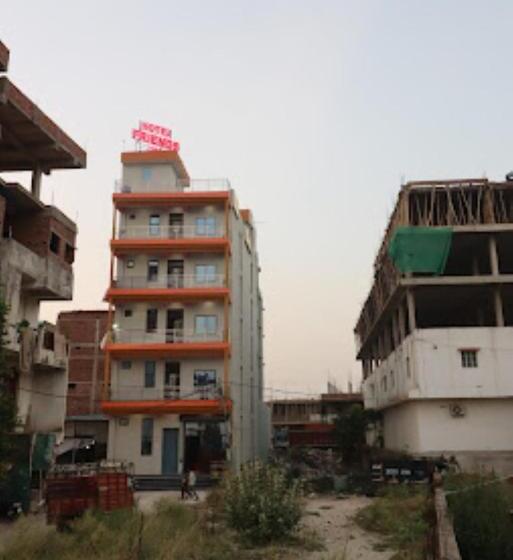 בית מלון כפרי Friends Inn ,jakariyapur