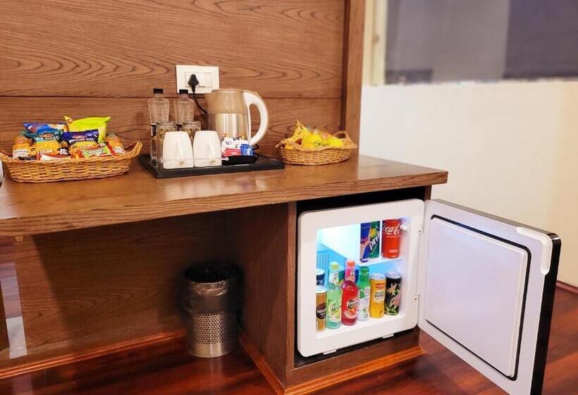 酒店 Green Rooms, Vintage Luxury Near Dal Lake