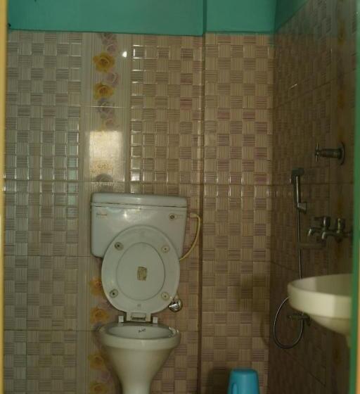 Отель H.b Lodge