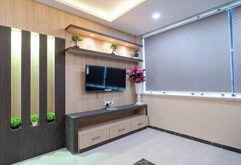 호텔 Holiday Saharsa