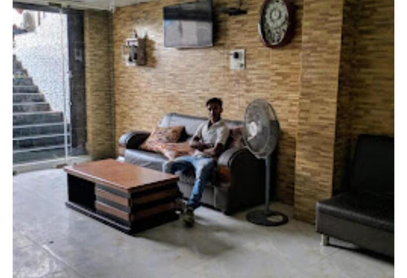 ホテル Kajal International Restaurant & Banquet Hall Bihar