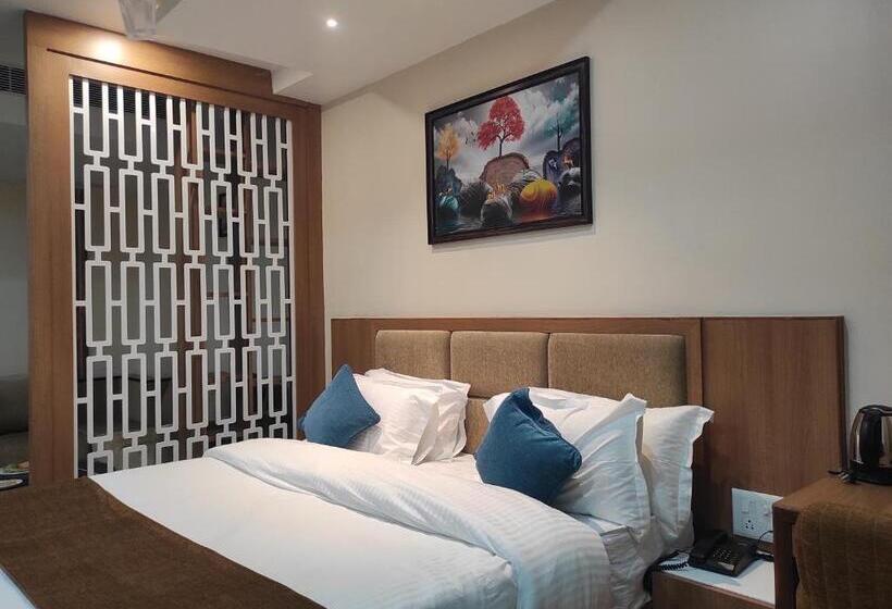 בית מלון כפרי Kingdom Palace