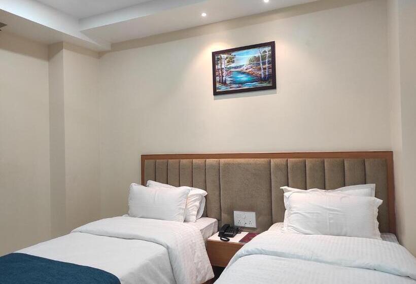 Отель Kingdom Palace