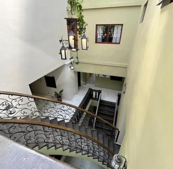 Kolombrini Hotel Boutique