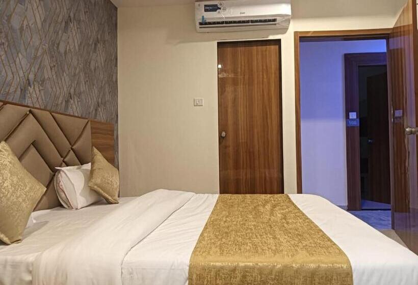 فندق Lake View Ac Room