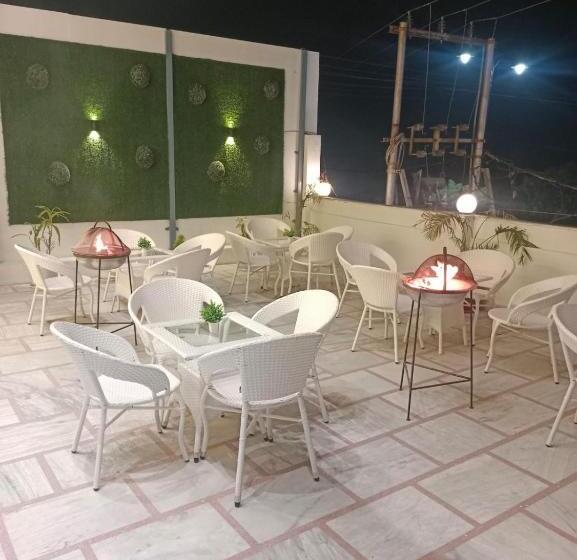 酒店 Mahadev Rishikesh