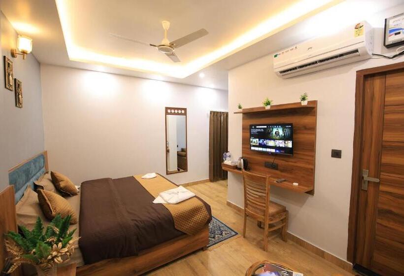 酒店 Mahadev Rishikesh