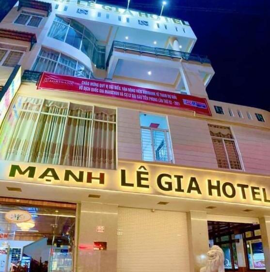 هتل Mạnh Lê Gia