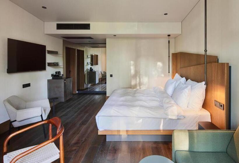 هتل Monist Boutique By Spa Vilnius