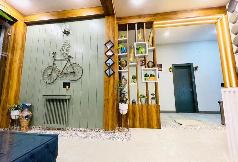 호텔 Olive International Premium