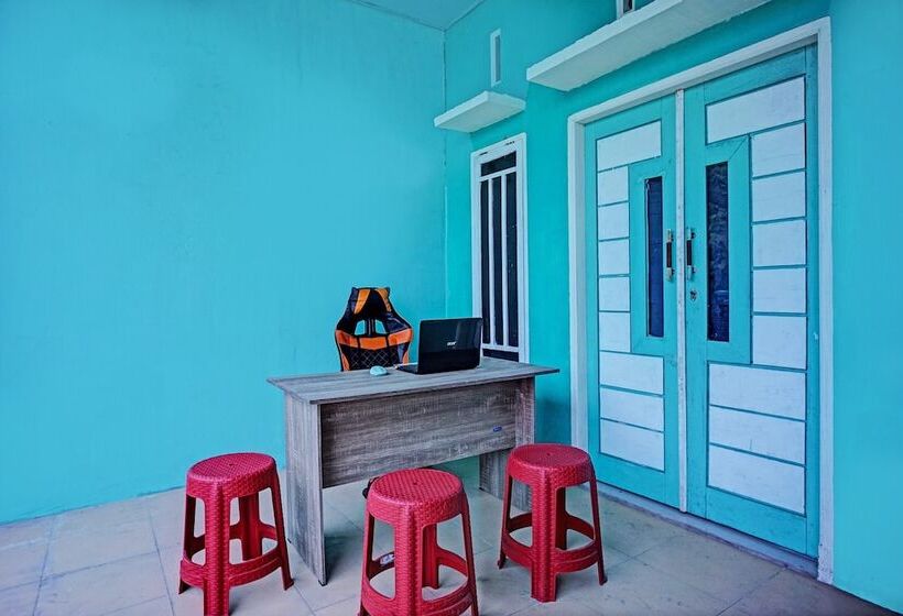 호텔 Oyo 93298 Barito House