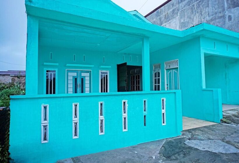 호텔 Oyo 93298 Barito House