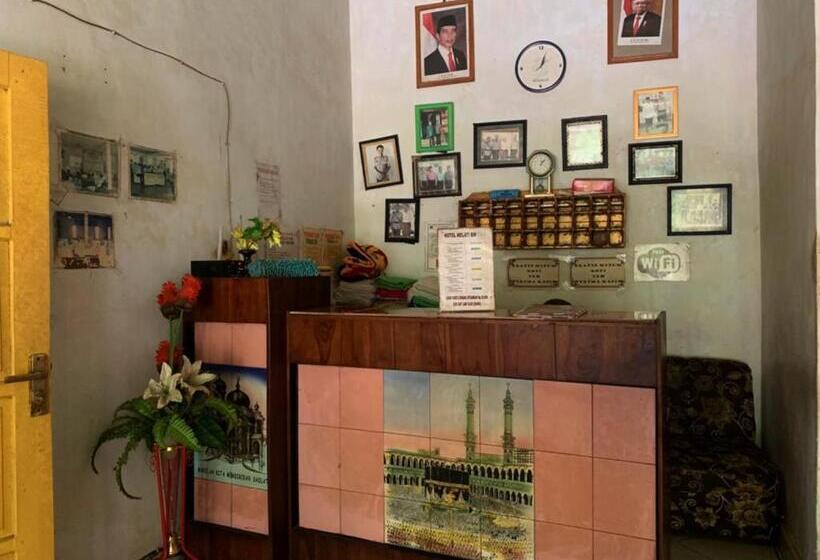 בית מלון כפרי Oyo 93304 Wisma La Oda Syariah