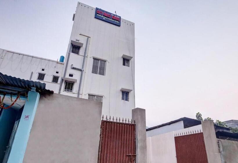 Отель Oyo City Guest House