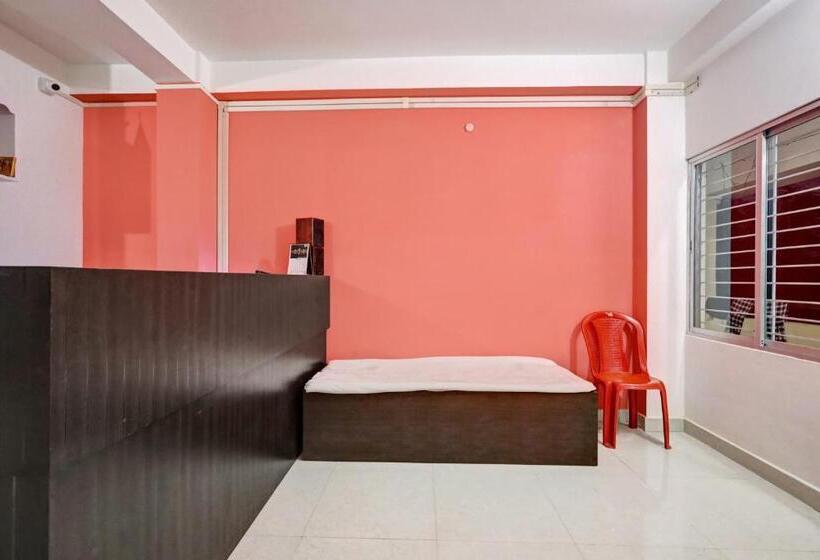 Отель Oyo City Guest House