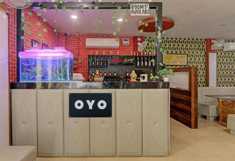 Отель O V Residency