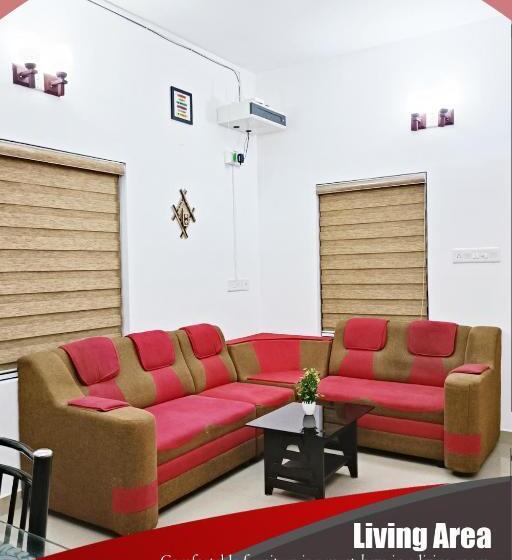 فندق Poonkavanam Villa