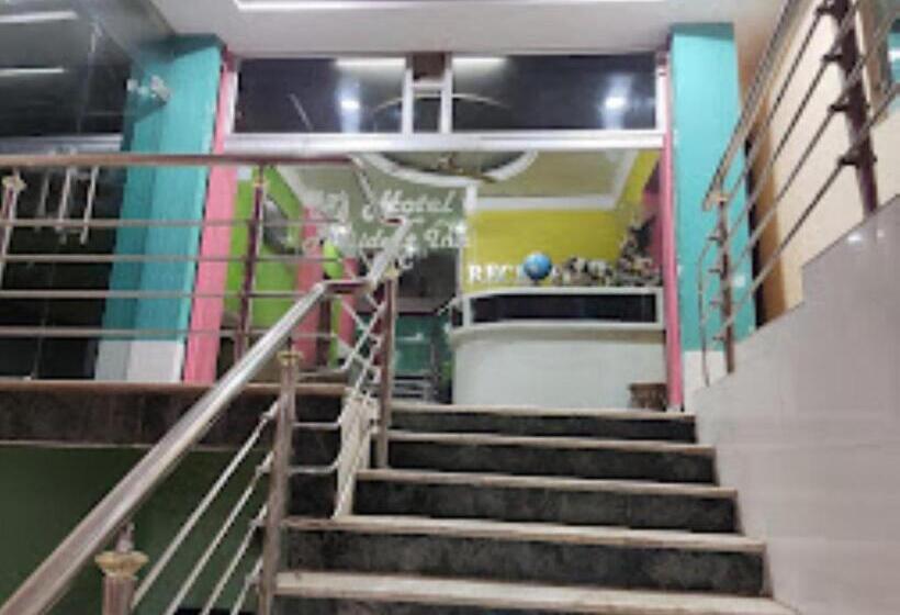 בית מלון כפרי President Inn,raxaul