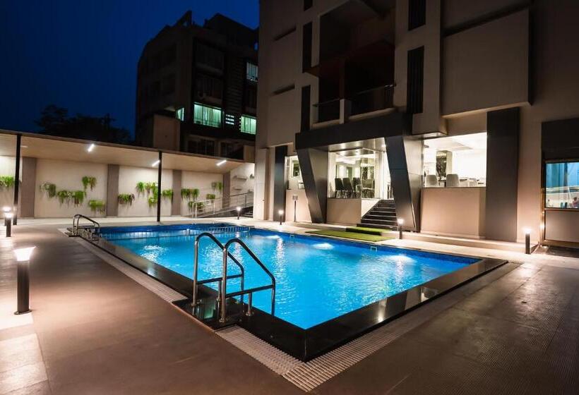 בית מלון כפרי Regenta Place Igatpuri