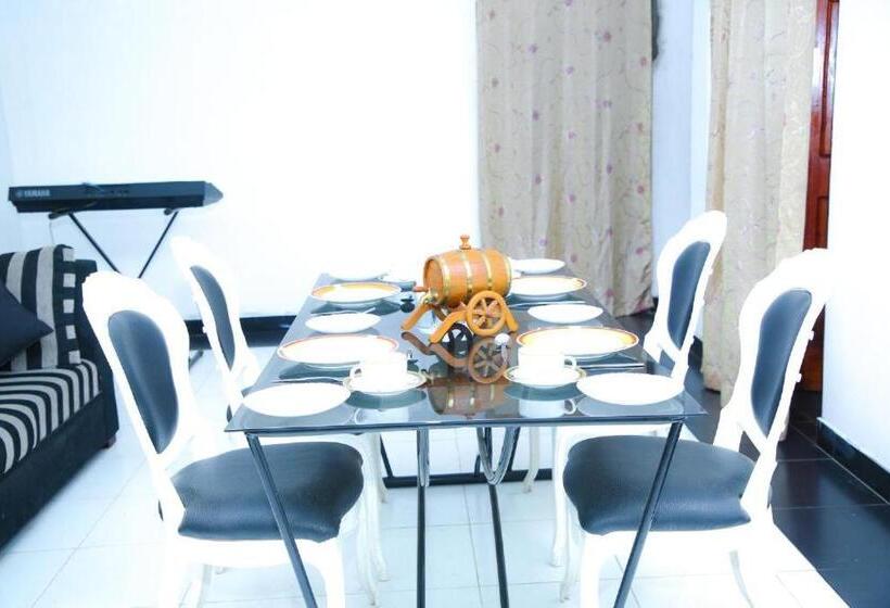 ホテル Rp Rohamton Bungalow And Coffee Bar