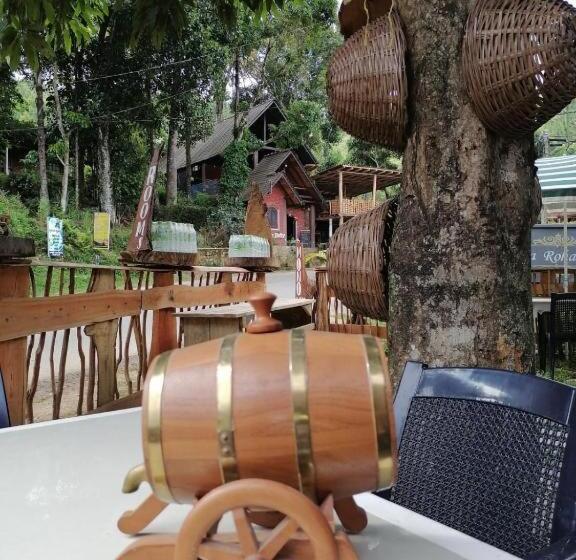 ホテル Rp Rohamton Bungalow And Coffee Bar