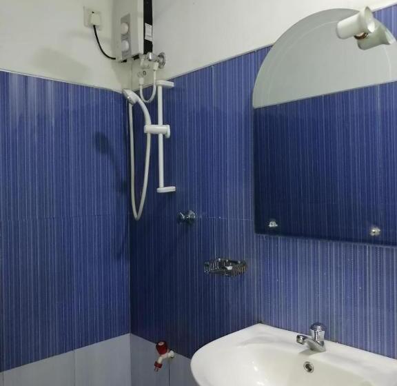 ホテル Rp Rohamton Bungalow And Coffee Bar