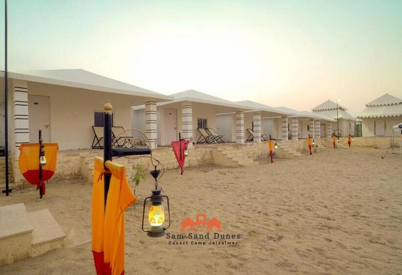 Отель Sam Sand Dunes Desert Safari Camp