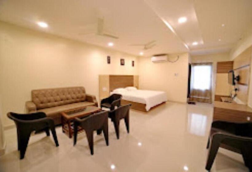 בית מלון כפרי Sama Residency,mancherial