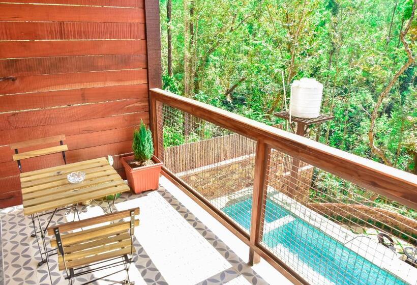 ホテル Sereno Barn Eco Stay Chikmagalur