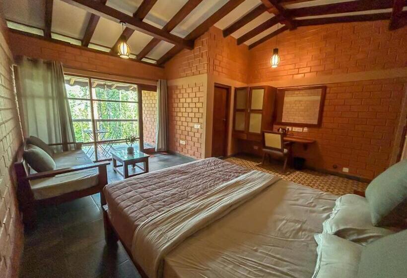 호텔 Sereno Barn Eco Stay Chikmagalur